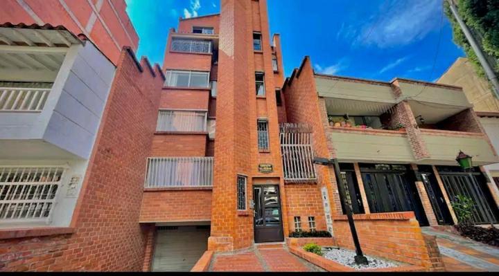 Pensión Casa Laureles *