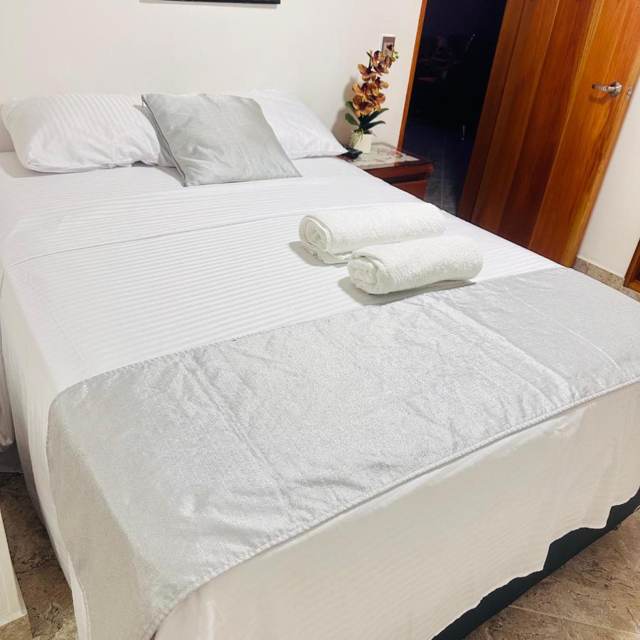 Pensión Casa Laureles *